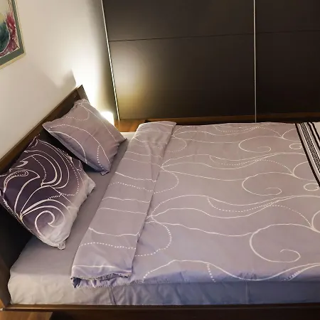 Feel@home شقة *